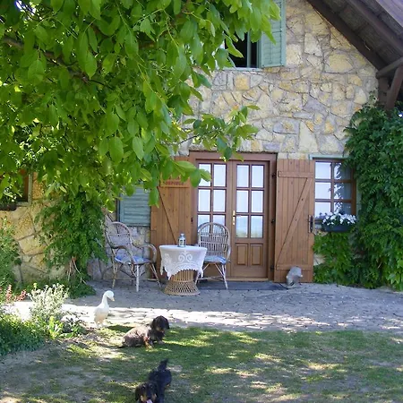 Juhfark Fogado Es Borhaz