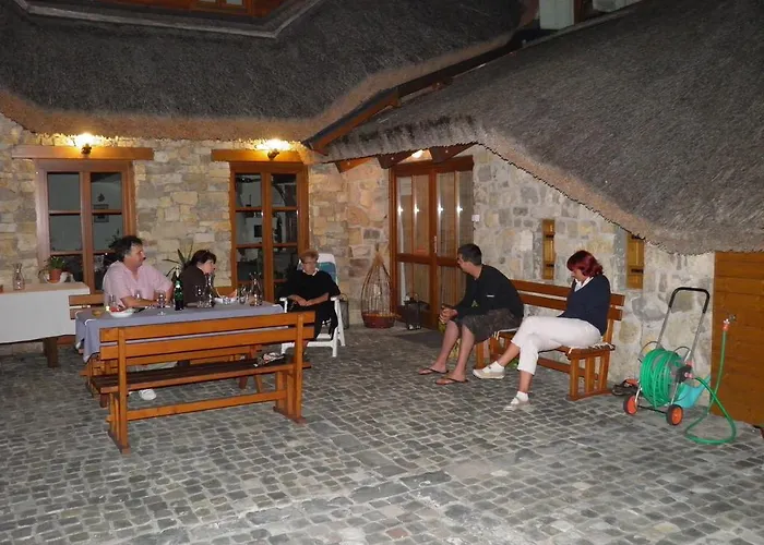 Juhfark és Borház Balatoncsicsó